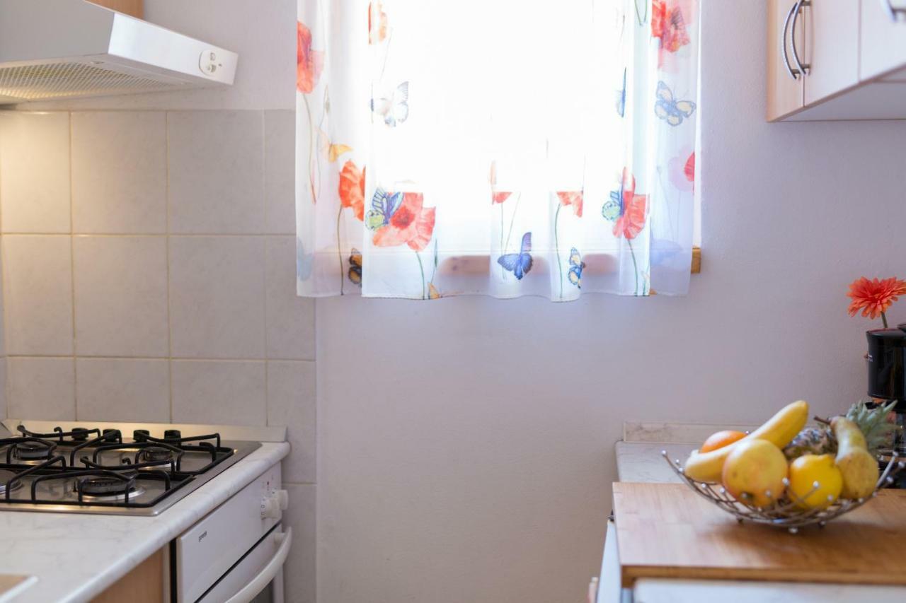 Hrast Apartment คิร์ก ภายนอก รูปภาพ